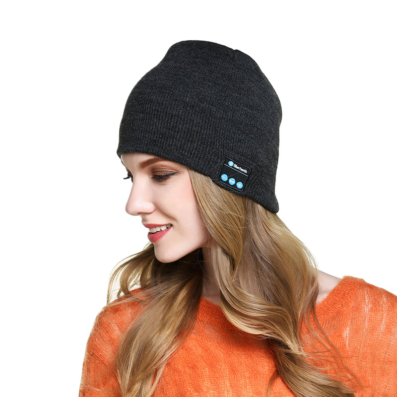 Smart Bluetooth Beanie with Earphones Smart Bluetooth Beanie with Earphones