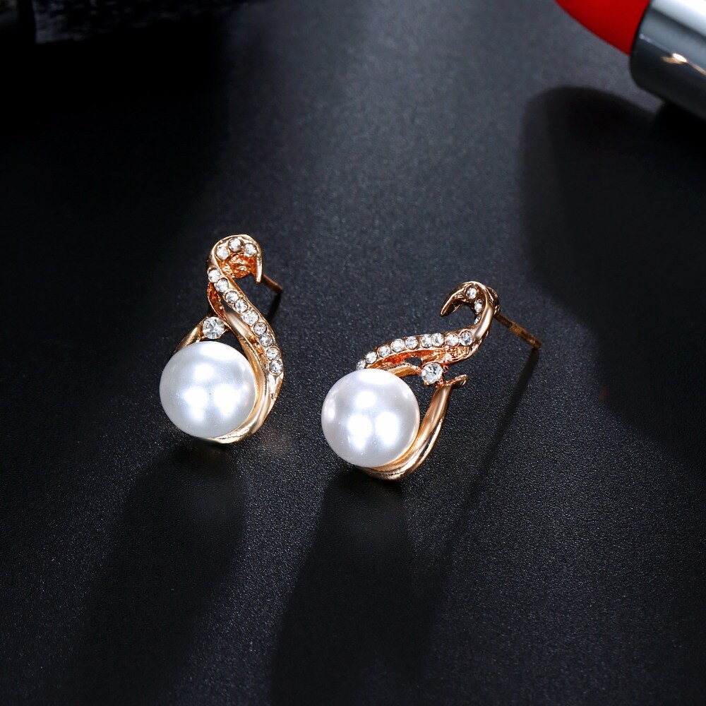 Women's Pearl Drop Earrings and Necklace Set