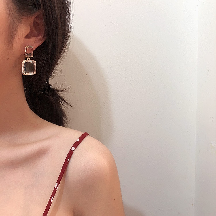 Women's Elegant Transparent Earrings
