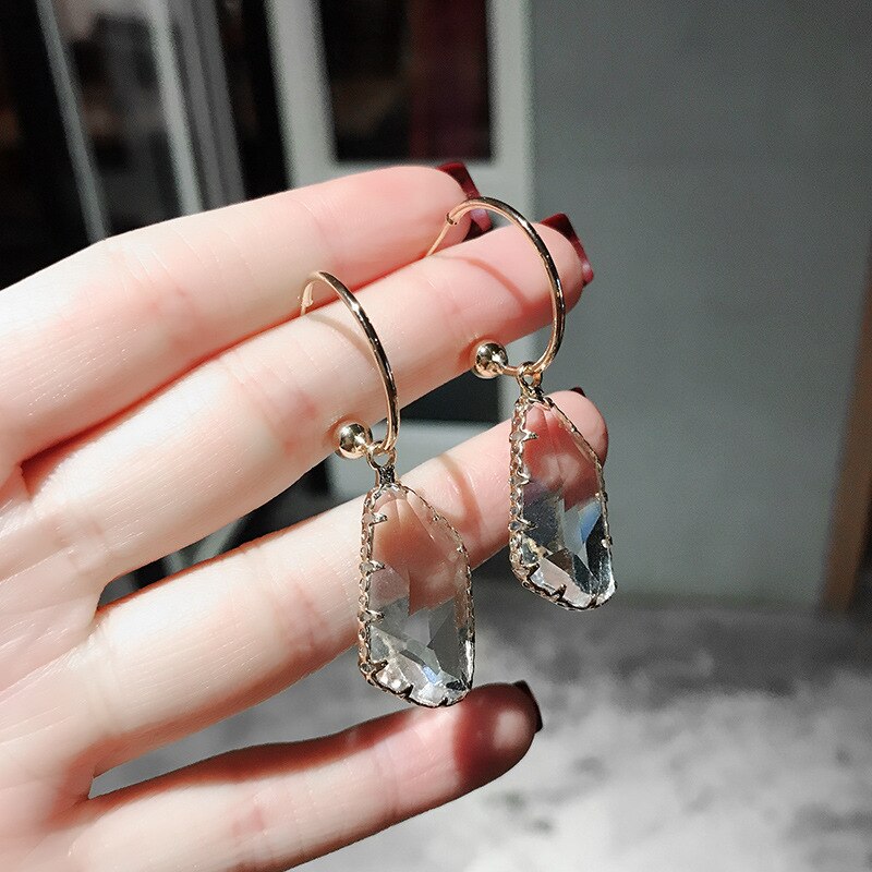 Women's Elegant Transparent Earrings