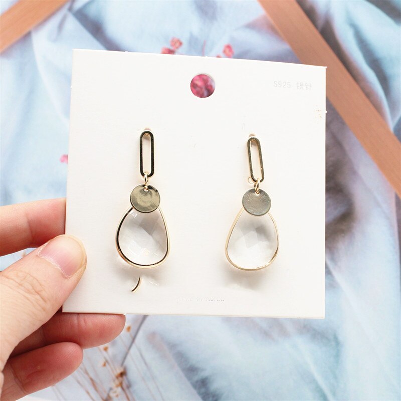 Women's Elegant Transparent Earrings