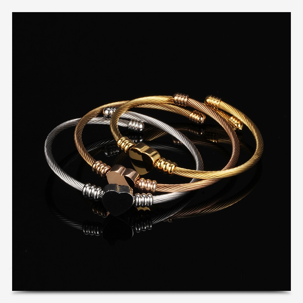 Women's Heart  CharmTwisted Cable Bracelet